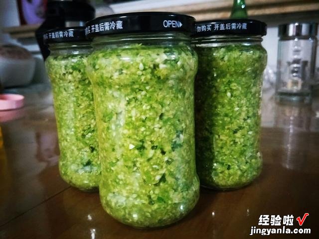 腌韭菜花，只加盐不好吃！多放2种食材，鲜香味美，放一年不变质