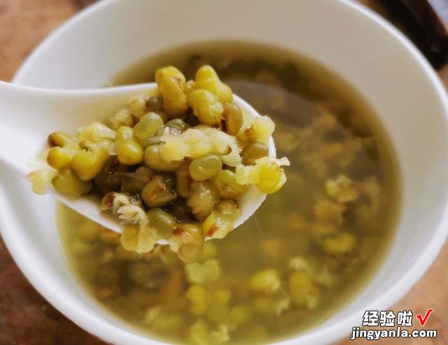 绿豆熬汤配什么最好?教你6种不一样的做法,营养丰富,消暑解渴