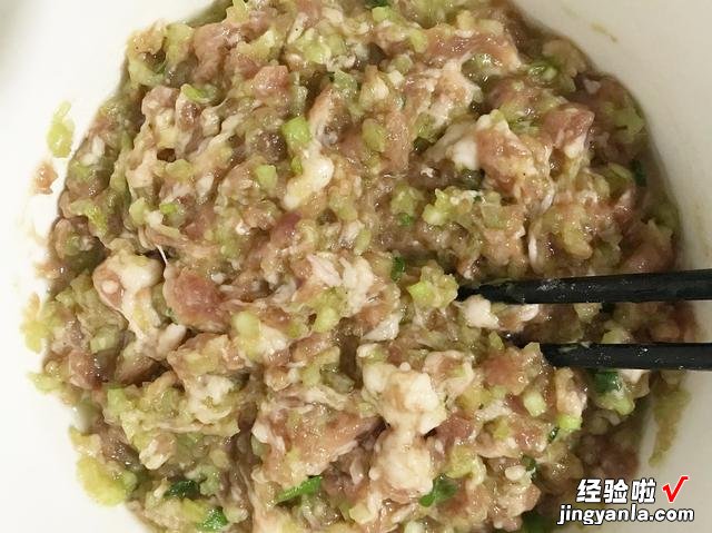 立冬快到了，教你5种饺子馅的调法，营养鲜嫩多汁，一点也不油腻