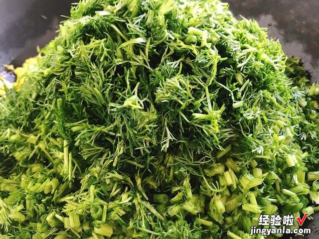 茴香素包子这样调馅，鲜香顺滑不油腻，松软又美味，比肉包子还香