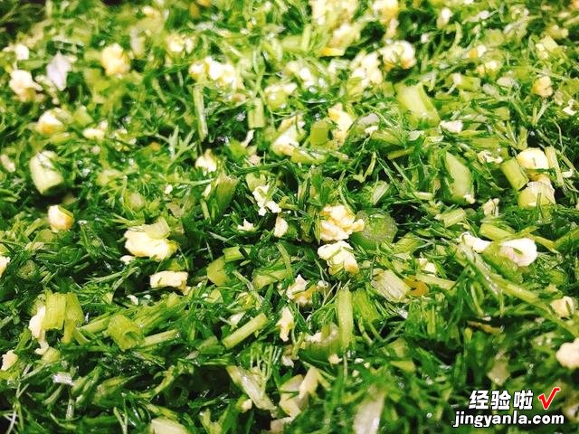 茴香素包子这样调馅，鲜香顺滑不油腻，松软又美味，比肉包子还香