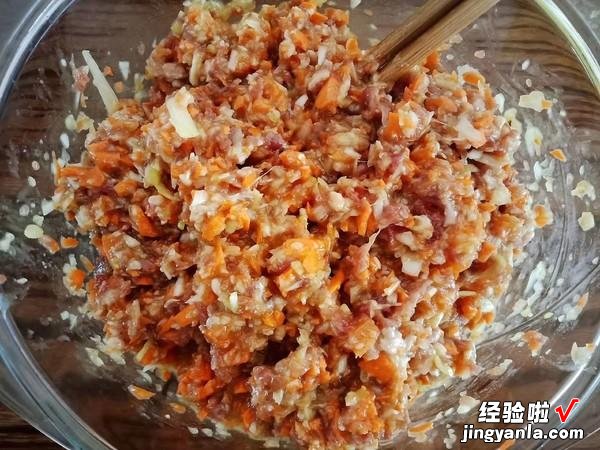 羊肉饺子配什么菜好吃？教你3种不同搭配，香味扑鼻，好吃没膻味