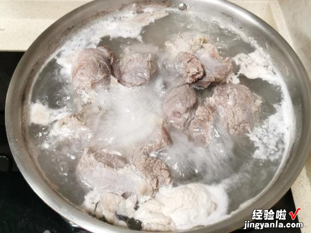 秘制卤水配方,适合4到6斤的肉类,猪蹄、牛肉、鸡腿,越卤越香