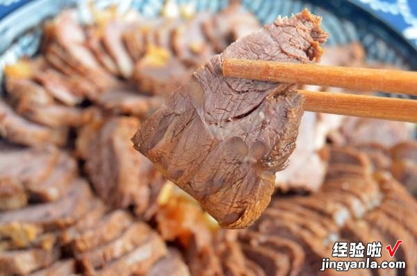 秘制卤水配方,适合4到6斤的肉类,猪蹄、牛肉、鸡腿,越卤越香