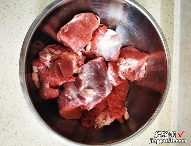 秘制卤水配方,适合4到6斤的肉类,猪蹄、牛肉、鸡腿,越卤越香