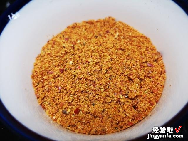 秘制干蘸油碟的新做法,烧烤、毛肚、清炖羊肉的好搭档,安逸巴适