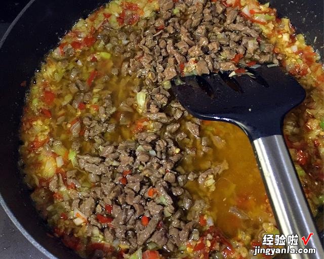 家中自制牛肉酱，秘制配方，手把手教你，夹馒头卷饼拌面吃啥都香