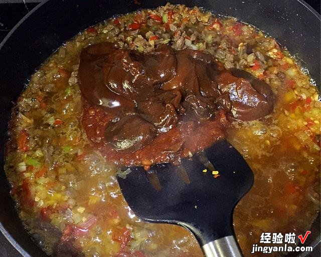 家中自制牛肉酱，秘制配方，手把手教你，夹馒头卷饼拌面吃啥都香