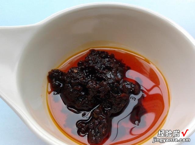 吃饺子时,有人蘸白糖,有人蘸酱油,你见过其他更奇葩的吃法吗?