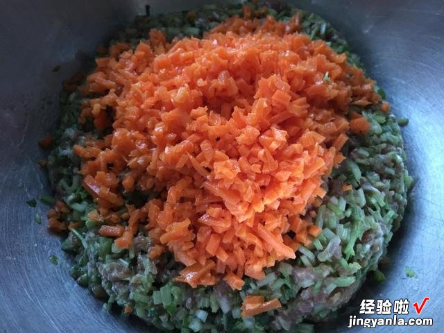饺子馅怎么调才好吃？教你一个新做法，皮薄馅大，味道鲜美又好吃
