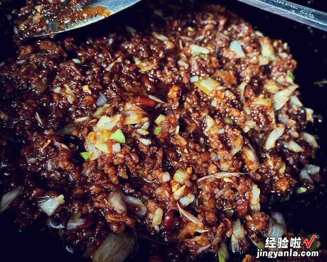 酱肉包怎么做才好吃？教你一个秘制配方，咸甜美味，用料精确到克