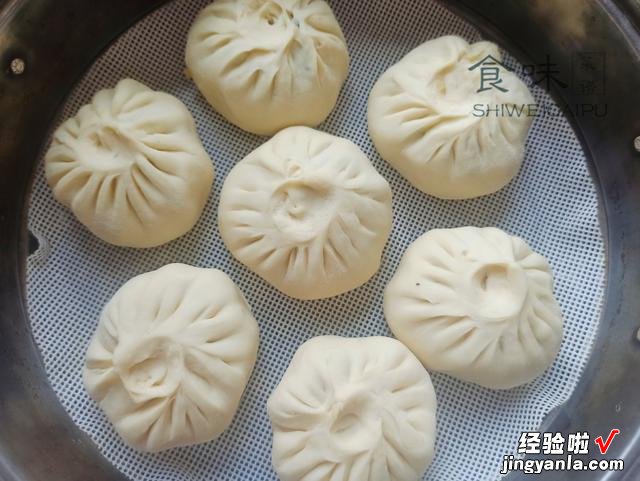 吃萝卜的季节到了,教你秘制萝卜包子馅,鲜美多汁,一顿5个不够