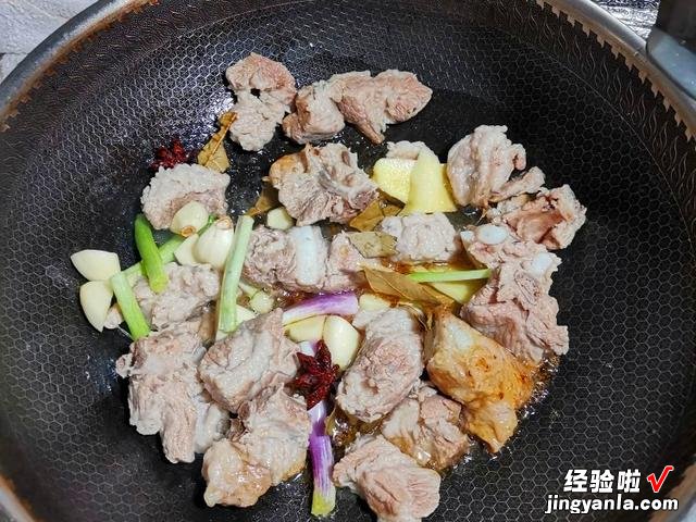 三十团圆饭，有这5道硬菜就够了，色香味俱全，家人都夸你厨艺好