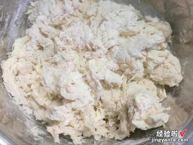 一斤面粉应该放多少酵母呢？很多人整不明白，难怪总失败还有酸味