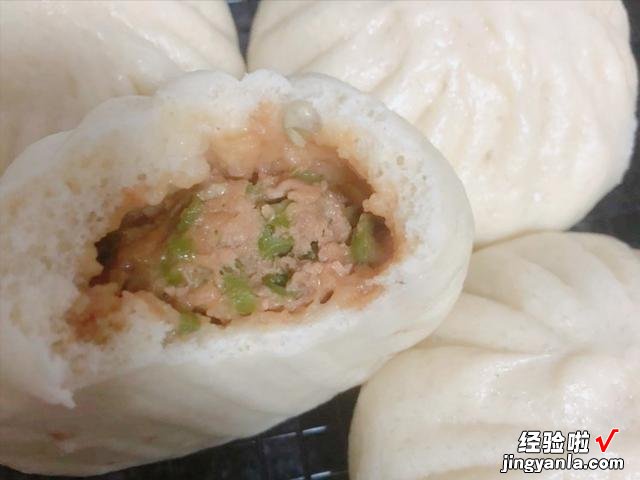 豇豆猪肉包子这样调馅，鲜香扑鼻，好吃不油腻，老公一顿能吃5个