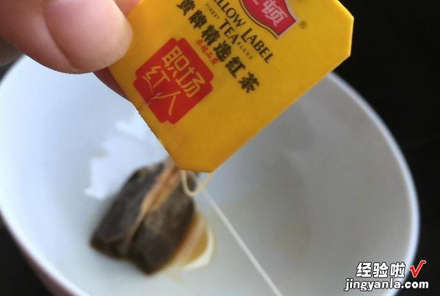 牛肉怎样炖才熟得更快？老师傅教我3个小技巧，牛肉烂鲜香没腥味