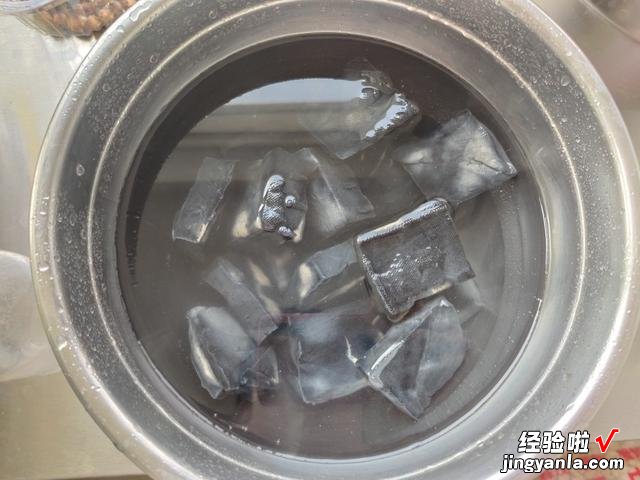 爱吃臭豆腐的要收藏，这酱汁配方价值600元，学会了可以自己摆摊