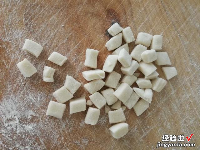这道山西的特色面食，比刀削面好喝，口感筋道滑嫩，看着就流口水
