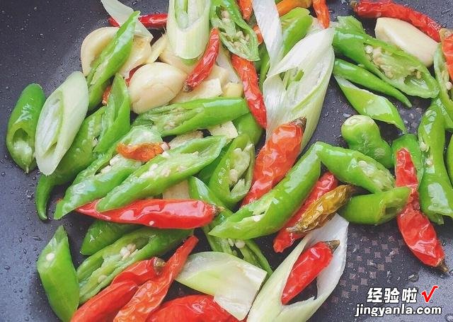 这4种食材寄生虫很多，你可能经常吃，为了家人健康，不妨看一看