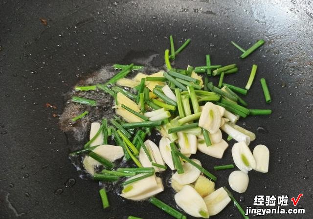 除夕夜年夜饭，教你6道家常小炒，香味扑鼻下饭，再也不愁炒啥了