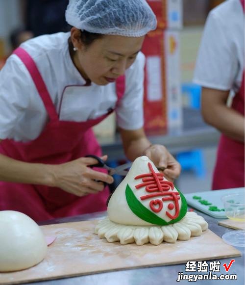 山东大馒头，为什么能申遗成功？当看到这个馒头时，我算是明白了