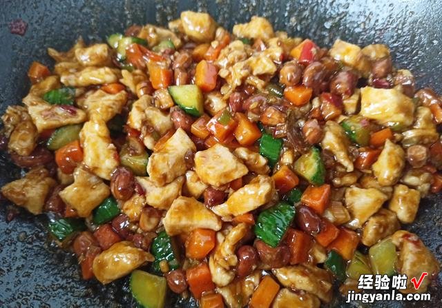 4道适合年夜饭的家庭小炒,做法简单,鲜香美味,下酒下饭都好吃