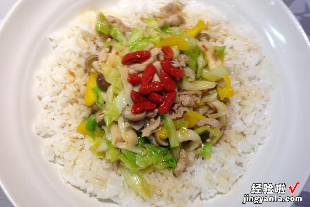 农村俗语:“井里蛤蟆酱里蛆,饭里的沙子老规矩”,看完真涨知识