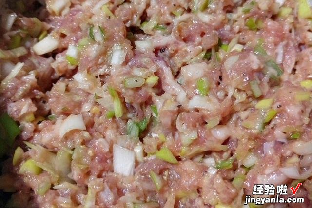 猪肉大葱包子馅怎么调？10年的比例配方告诉你，鲜香味美不油腻
