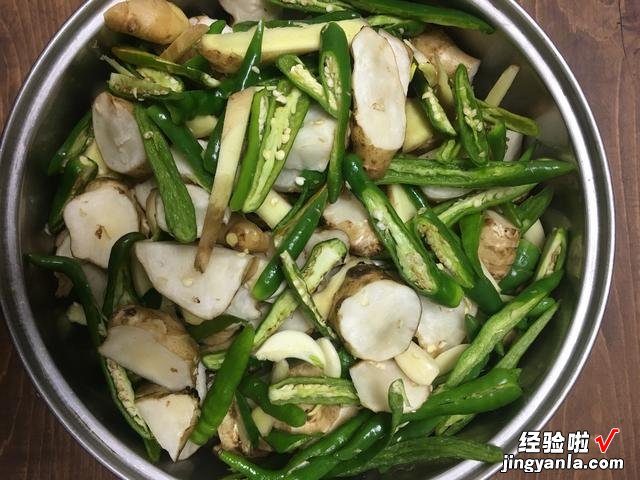 冬天最受欢迎的5种蔬菜,一次腌20斤,冬天慢慢吃,解腻又下饭