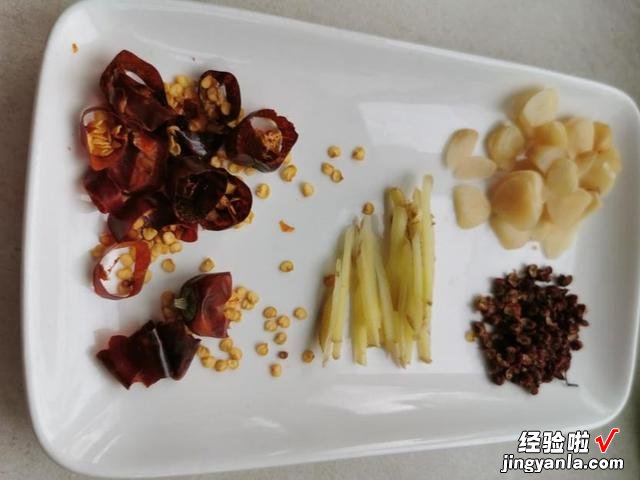 冬天最受欢迎的5种蔬菜,一次腌20斤,冬天慢慢吃,解腻又下饭