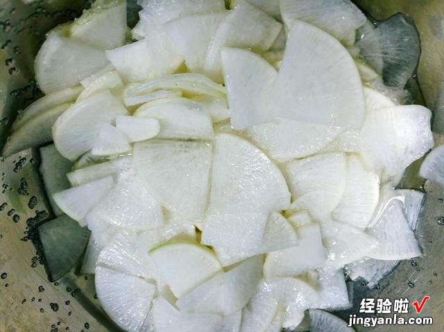 冬天最受欢迎的5种蔬菜,一次腌20斤,冬天慢慢吃,解腻又下饭