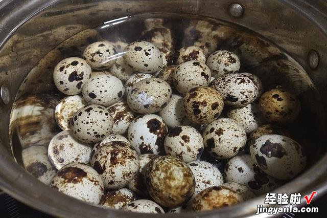 五香鹌鹑蛋的简单做法,香味浓郁,用料精确到克,学会可以开店了