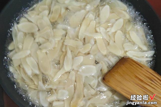 冬天必备小零食,手脚冰凉就吃它,每天来两块,驱寒暖胃顺利过冬