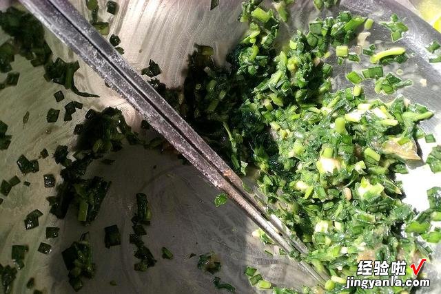 农村常见的4种野菜，总被误认为杂草，其实都是宝，调饺子馅很香