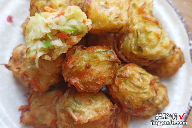 全职妈妈给孩子做的“黑暗料理”，爸爸看完沉默了，孩子：我不饿