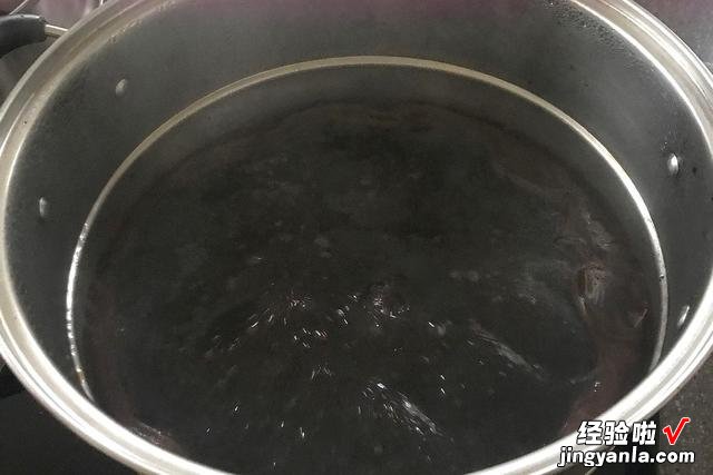 没有地方熏腊肉？试试酱油肉，十几年老配方，香味浓郁比腊肉好吃