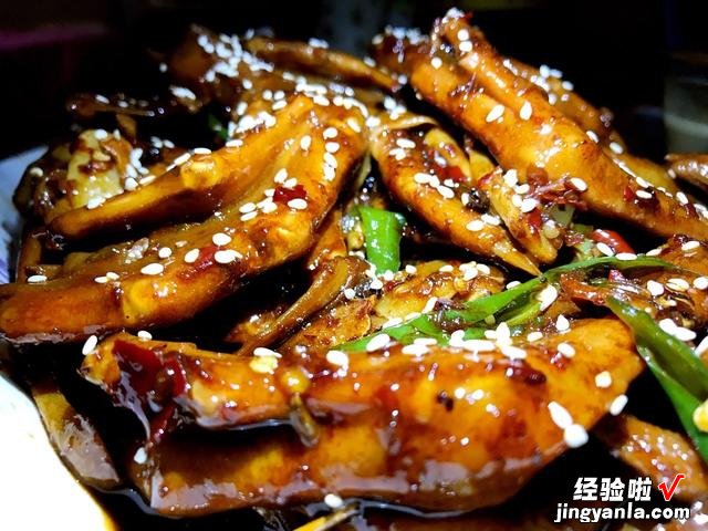 适合当下酒菜的小吃，成本低口感好，鲜香入味，20块钱做一大锅