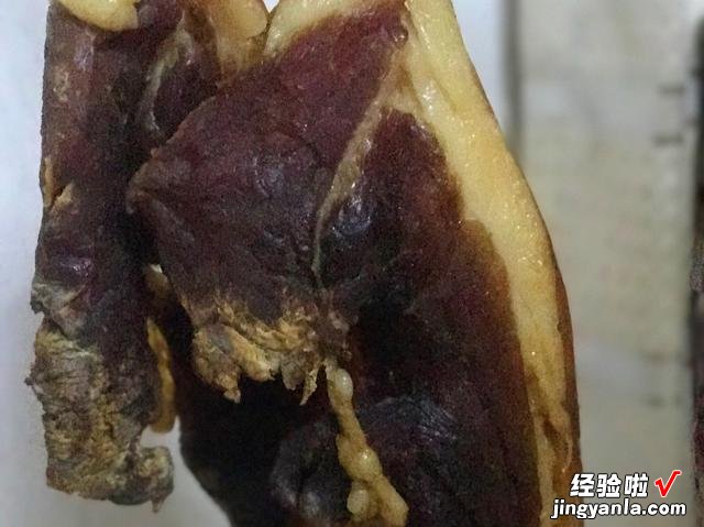 腌腊肉时，一斤肉放多少盐合适？教你秘制做法，腊肉晒好醇厚甘香