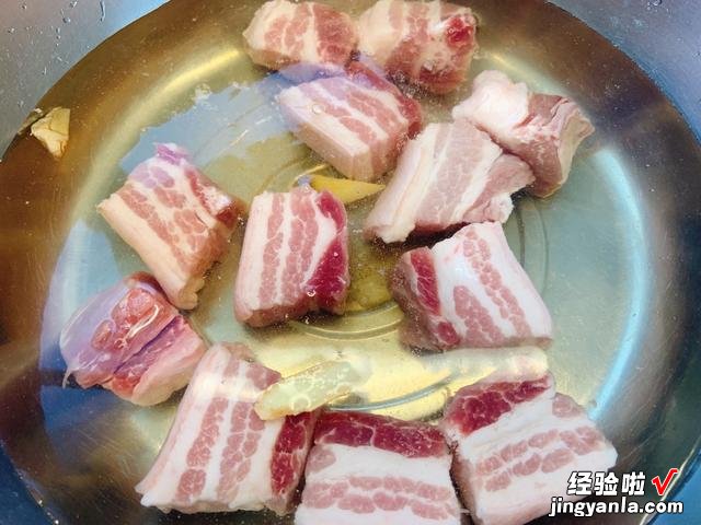 你有多久没吃红烧肉了？来试试新做法，肥而不腻，三碗米饭不够吃