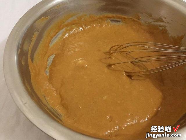 1碗面粉2个鸡蛋,教你在家做发糕,比蛋糕好吃,比蒸馒头还简单