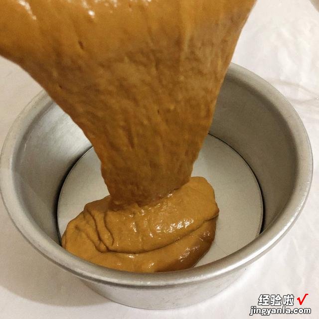 1碗面粉2个鸡蛋,教你在家做发糕,比蛋糕好吃,比蒸馒头还简单