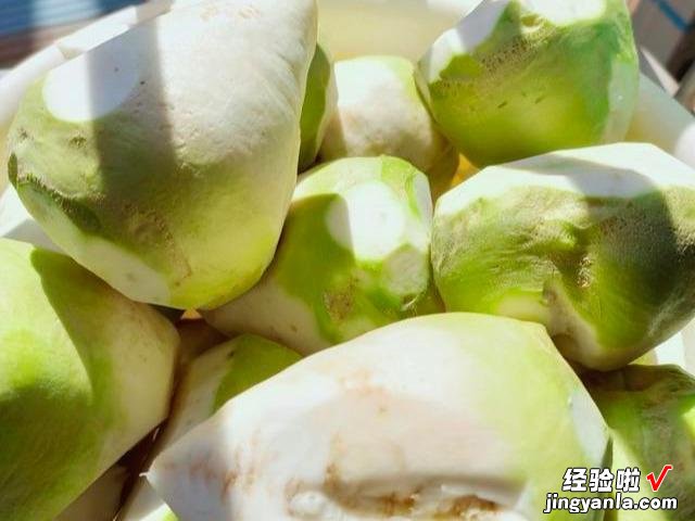 荠菜疙瘩怎么腌?配方比例告诉你,现在腌上,吃到明年春天都不坏