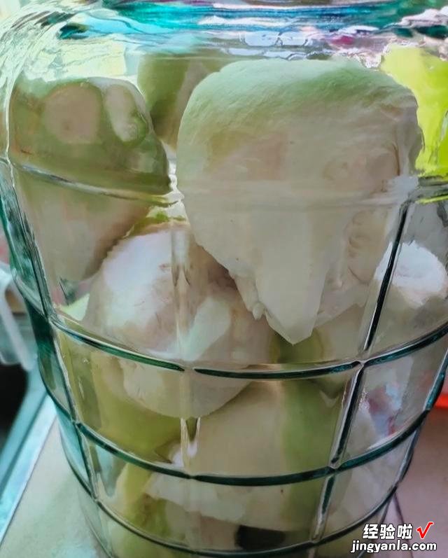 荠菜疙瘩怎么腌?配方比例告诉你,现在腌上,吃到明年春天都不坏