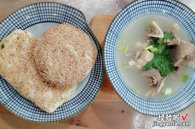 羊汤怎么做?应该放什么香料?很多人不懂装懂,把羊汤熬成了药汤