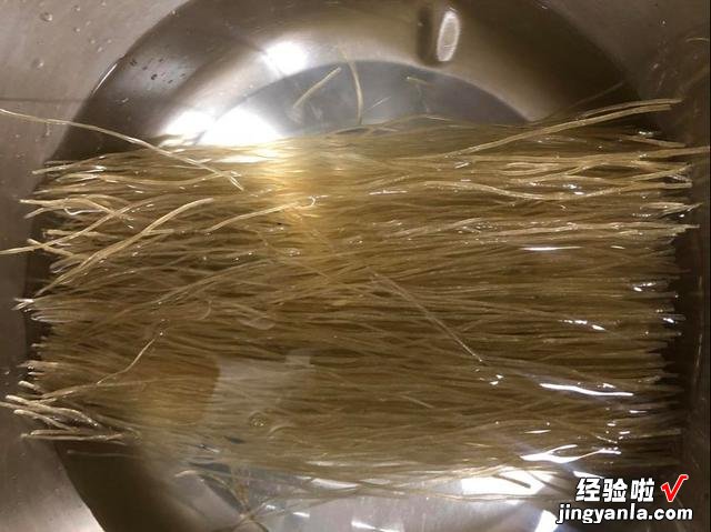 只有北方农村才有的大锅菜,有肉有菜百吃不厌,城里人几乎没吃过