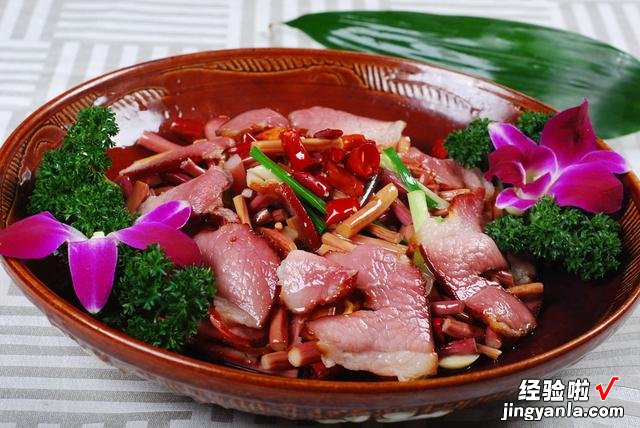 放了几年的腊肉,到底还有没有营养?为了家人的健康,不妨看一看