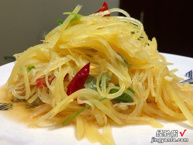 年夜饭必备的6道凉拌菜,爽口清脆,开胃解腻,家人都夸你厨艺好