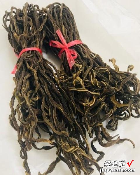夏天吃不完的豆角,奶奶教我这样保存,一年不变质,冬天炖肉很香