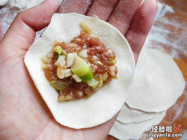 入伏要吃饺子，送你7种饺子馅的调法，一周7天不重样，鲜嫩又营养