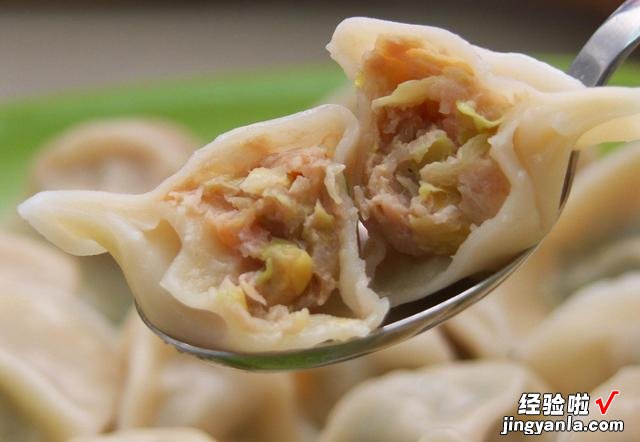 老话“起身饺子落脚面”，你们那有这个习俗吗？一切辛酸终有归宿
